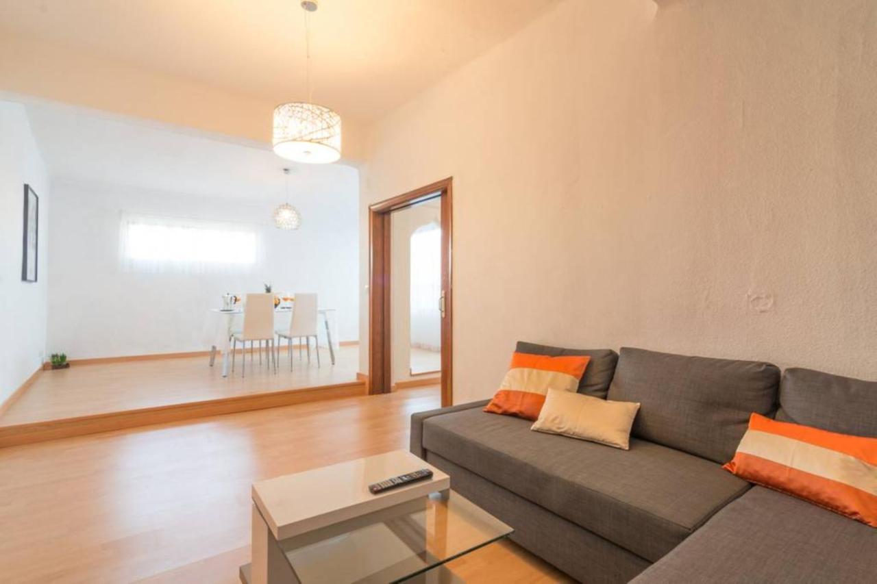 Apartamentos Bolsa Larios Малага Екстериор снимка