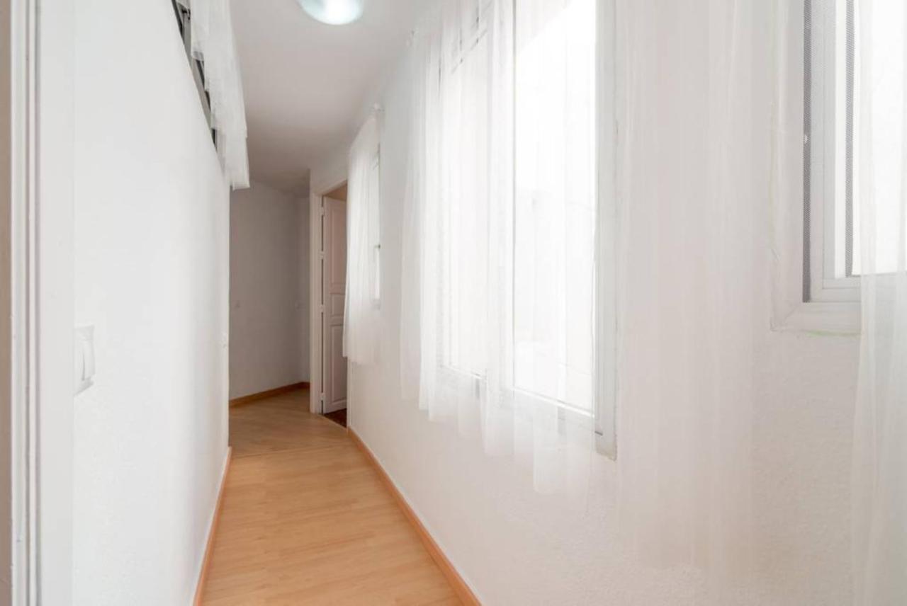 Apartamentos Bolsa Larios Малага Екстериор снимка