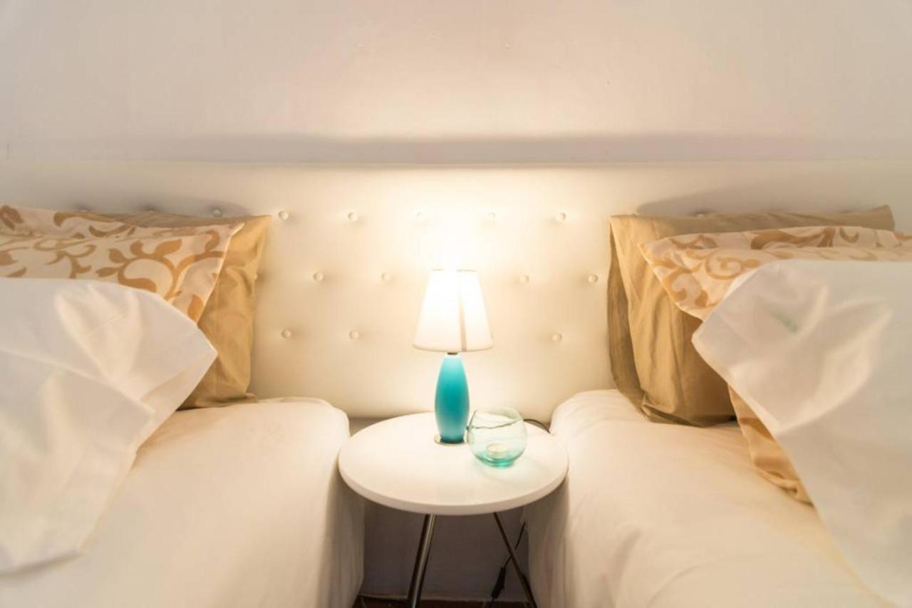 Apartamentos Bolsa Larios Малага Екстериор снимка